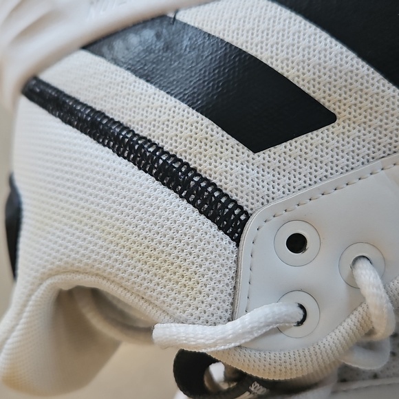 Adidas Sneakers - Picture 12 of 12